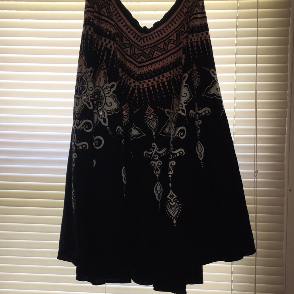 Black skirt with detailing